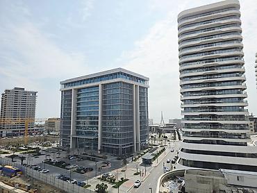 7 mkr: Ağ şəhər, 3 otaqlı, Yeni tikili, m. Xətai, 177 kv. m — 2