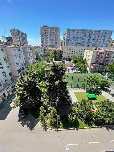 nizami mall: Bakı, 8-ci kilometr, 3 otaqlı, Köhnə tikili, m. Qara Qarayev, 65 kv. m — 9