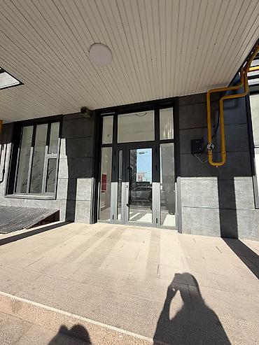 114: : 100 м², В жилом комплексе, С ремонтом, С отдельным входом — 1