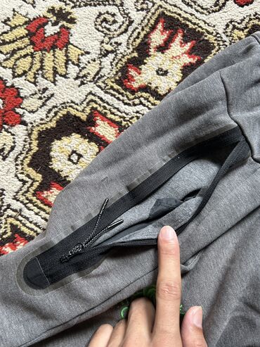 Спортивные костюмы: Мужской спортивный костюм, S, Nike, Б/у, цвет - Серый, Бесплатная доставка, Платная доставка — 10