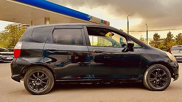 Haima: Honda Fit: 2002 г., 1.3 л, Автомат, Бензин, Хетчбек lalafo.kg да — 4 Haima: Honda Fit: 2002 г., 1.3 л, Автомат, Бензин, Хетчбек — 4