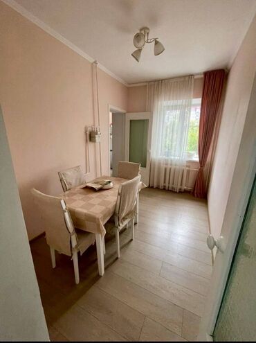 Продажа квартир: 2 комнаты, 51 м², Индивидуалка, 4 этаж, Косметический ремонт