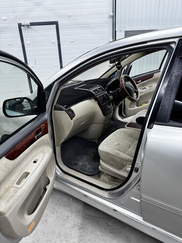 Toyota: Toyota Ipsum: 2001 г., 2.4 л, Автомат, Газ, Минивэн — 7