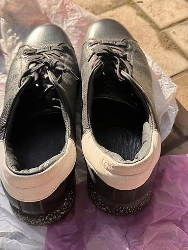 Кроссовки и спортивная обувь: Белые кожаные кеды CLEMENTO. CABANI оба 44 размер состояние отличное ( — 10