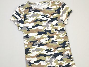 T-shirts: T-shirt, FBsister, S (EU 36), condition - Satisfying
