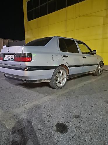 a8 d2: Volkswagen Vento: 1996 г., 1.8 л, Механика, Газ, Седан — 1