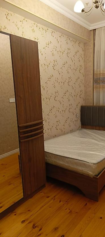 merdekan kiraye ev: 7 nömrəli məktəb tərəfde 2 otaqlı mənzil kirayə verilir başqa — 3