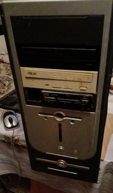 Masaüstü kompüterlər və iş stansiyaları: Masa üstü kompyuter OYQ DDR2 5 qb HDD 400 qb Prosessor İntel — 5