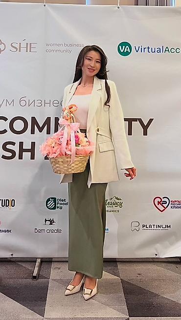 Женская одежда: Белый пиджак, подходит так и с классическими образами так и с — 1