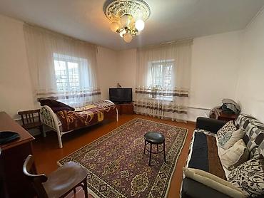 Продажа коттеджей и домов: Продаю дом 70м2, 4 комнаты Участок 4сотки правильной формы Район — 6