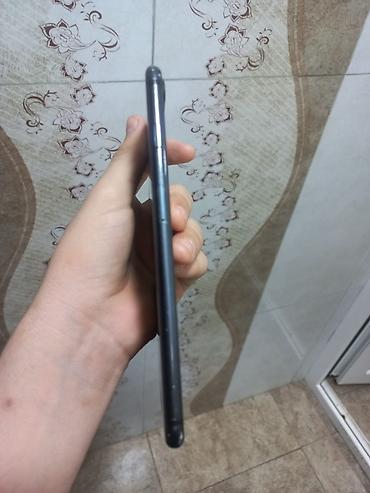 ayfon 7 barter: IPhone 7 Plus, 128 GB, Qara, Barmaq izi — 3