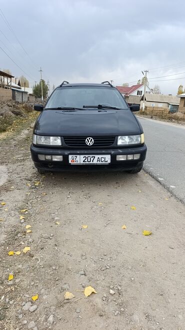 Volkswagen: Volkswagen Passat: 1994 г., 1.8 л, Механика — 5