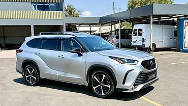 highlander 2017: Toyota Highlander: 2021 г., 3.5 л, Автомат, Бензин, Кроссовер — 4