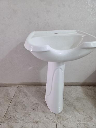 Дом и сад: Məhsul: Keramik ayaqlı əl-üz yuma çanağı Xüsusiyyətlər: - Material — 2