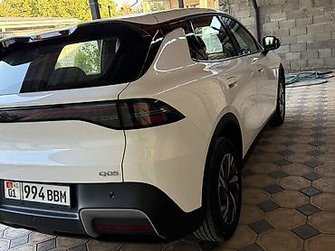 cha: Changan Qiyuan Q05: 2026 г., 1.5 л, Автомат, Электромобиль, Внедорожник — 5