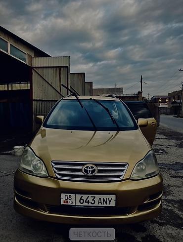 honda avancer: Toyota Ipsum: 2004 г., Автомат, Бензин, Минивэн — 1