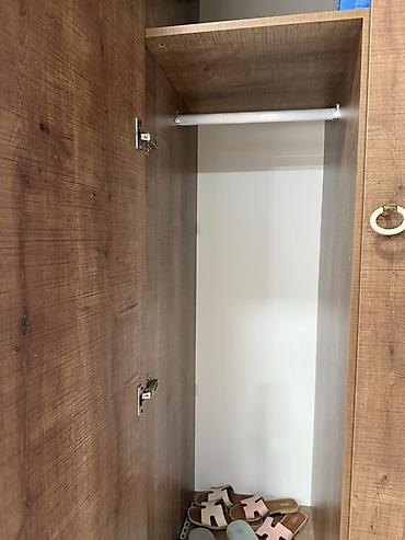 Mebel: İşlənmiş, 2 qapılı, Siyirməli, Qəhvəyi, Taxta, Açılan, Düz dolab — 2
