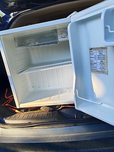 57: Мини-холодильник Samsung SRQ-058 - Объем: 57 л (2.0 cu.ft) — 1