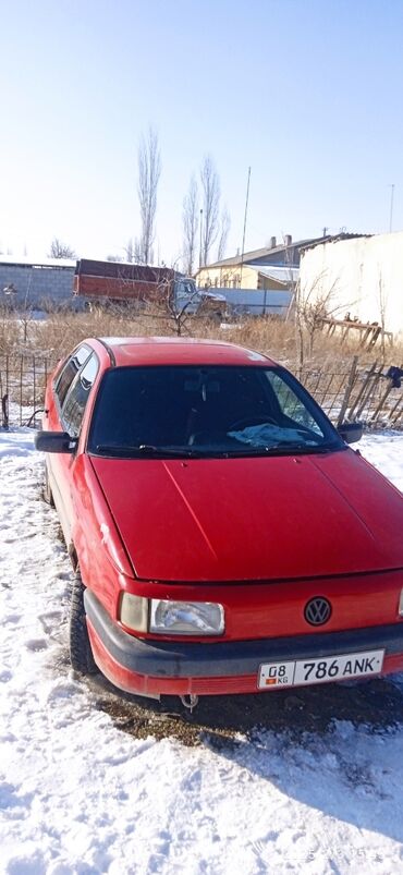 машина дешовая: Volkswagen Caddy: 1989 г., 1.6 л, Механика, Бензин, Седан