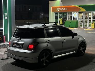 Toyota: Toyota Ist: 2004 г., 1.5 л, Автомат, Бензин, Хэтчбэк — 3