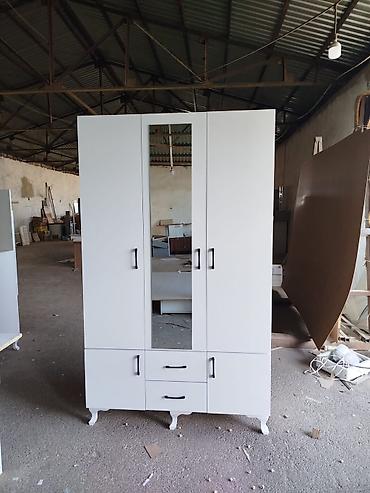 skaf dolab: Yeni, 3 qapılı, Güzgülü, Ağ, Açılan, Düz dolab — 1