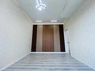 Продажа коттеджей и домов: Современный одноэтажный дом с ограждённым двором и благоустроенной — 8