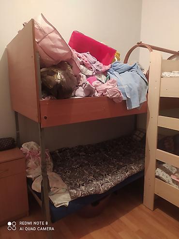 Продаю по причине переезда Двухъярусная кровать - Компактная