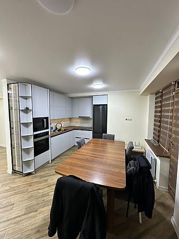 Продажа квартир: 5 и более комнат, 213 м² — 7