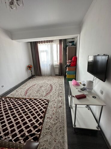срочна продаю квартиру: 1 комната, 38 м², Элитка, 10 этаж, Свежий ремонт