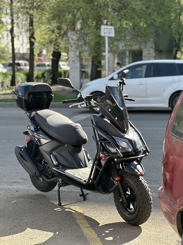 Скутеры: Скутер 150 куб. см, Бензин, Б/у