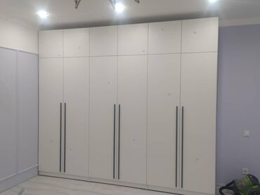 Мебель на заказ: Мебель на заказ, Кухня, Буфетница, Вешалки, Витрина, горка — 17