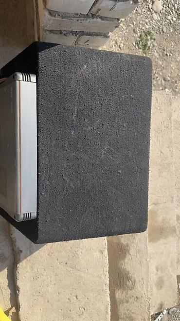 большая колонка: Сабвуферный комплект JBL для автомобиля - Активный корпусной сабвуфер — 4