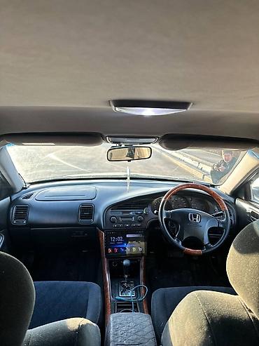 лх 400: Honda Inspire: 2001 г., 2.5 л, Автомат, Бензин, Седан — 1