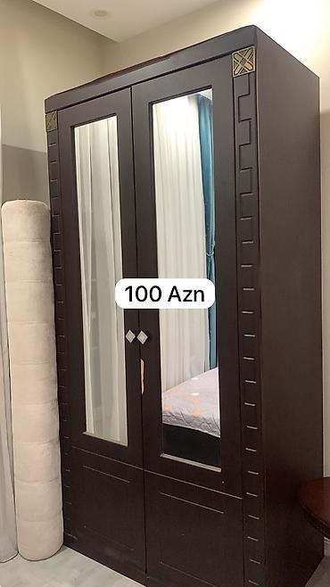 ucuz dolab: İki qapılı şkaf • Ölçülər: hündürlük 2,10 m, en 1,06 m • Daxili — 1
