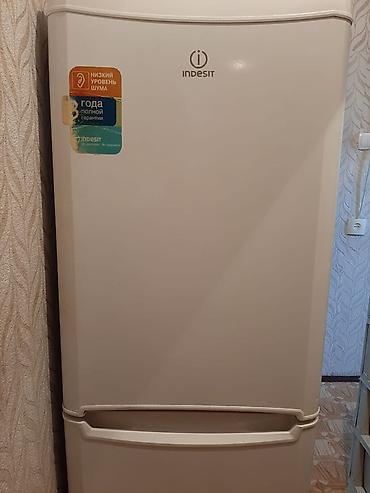 Mətbəx texnikası: İşlənmiş 2 qapılı Indesit Soyuducu Satılır, rəng - Ağ — 2