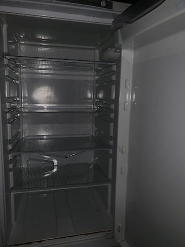 mac 2015: Холодильник Indesit, двухкамерный, с нижней морозильной камерой — 3