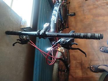 Детские велосипеды: Три велосипеда, включая два взрослых и один детский, предлагают — 4