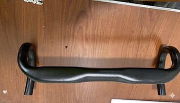 насосы для велосипедов: 31.8MM Руль велосипедный (шоссейный/гравийный) из чёрного алюминия -