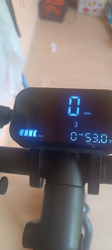 sonar za ribu: Električni trotinet NAVEE N65– gradski model sa ekranom i kočionim — 3