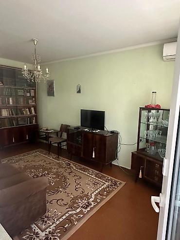 osh flat: Cдаю 2-х комнатную квартиру, ул. Чуйкова 91 *Количество жилых комнат — 3
