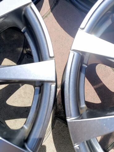 Диски: Литые Диски R 16 Комплект, отверстий - 5, Б/у at lalafo.kg — 9 Диски: Литые Диски R 16 Комплект, отверстий - 5, Б/у — 9