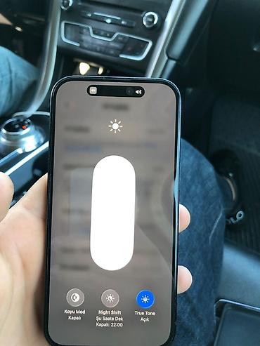 Apple iPhone: IPhone 15, 256 GB, Qara — 9