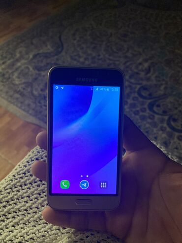 сот телефон флай: Samsung Galaxy J1, Б/у, 8 GB, цвет - Бежевый, 2 SIM