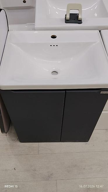 silver kitchen: Тумба с раковиной для ванной - Комплект: напольная тумба с распашными — 1