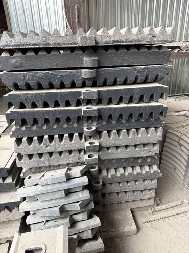 Другое оборудование для производства: Литейный завод, литье высококачественной высокомарганцовистой стали — 46