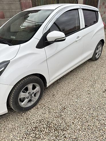 Chevrolet: Chevrolet Spark: 2016 г., 1 л, Автомат, Бензин, Хэтчбэк — 5