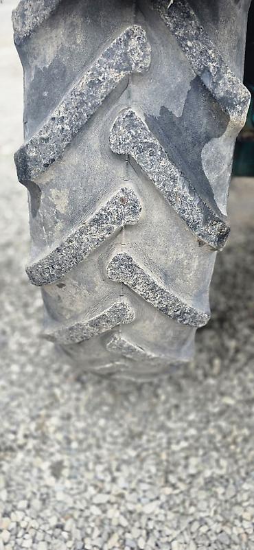 Traktorlar: Salam traxdr saz vəzyətdədi. sənətdi sübytdu. təkərlər təzə birin də — 12