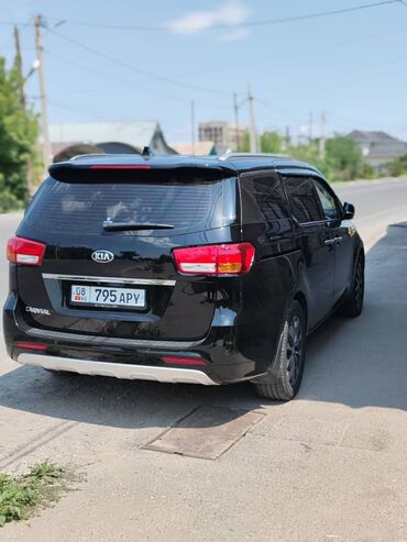 Kia: Kia Carnival: 2018 г., 2.2 л, Автомат, Дизель, Минивэн