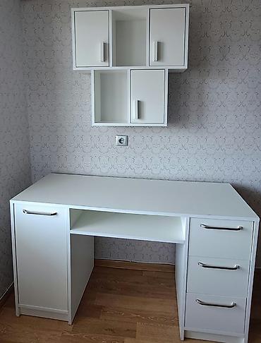 dolap ofis: Ağ rəngdə iş masası və asma dolab dəsti Tərkibi: - Geniş stolüstü — 3