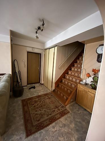56: 3 комнаты, 82 м², ул. Московская / Турусбекова Индивидуалка, 5 этаж, Старый ремонт — 1
